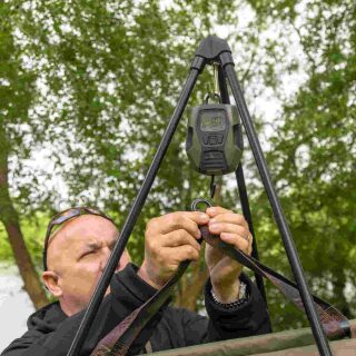 Avid Carp PRO-Tect Deluxe Tripod